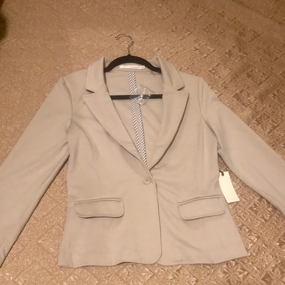 Blazer - Picture 1 of 3